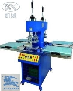 OEM T Shirt Embossing Machine For Clothing Garment Label Pressing